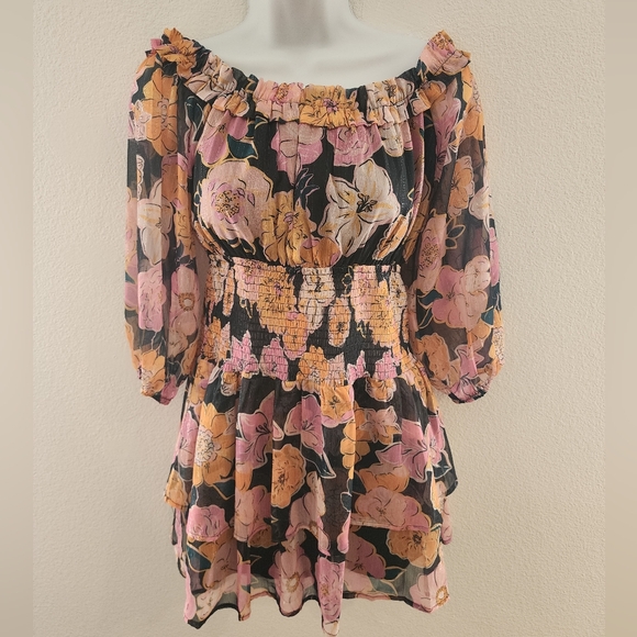 Pink Lilly Fall Floral Off-Shoulder Romper Dress Size Small Black Pink & Orange - Picture 2 of 6